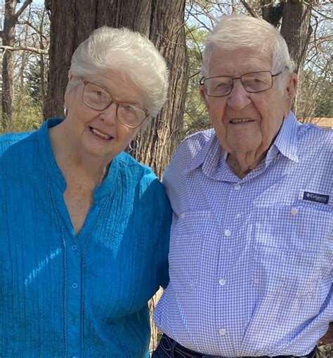 Golden Funeral Home of Bastrop Louisiana Bastrop, Louisiana (LA) | Who ...