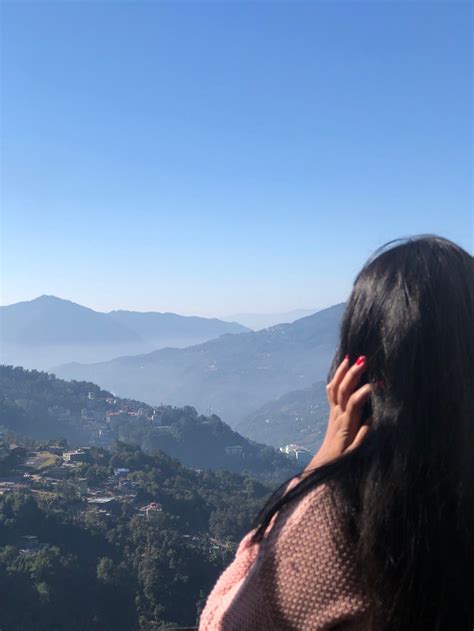 A Telugu Ammayi's Travelogue Describing The Beauty Of Sikkim & Darjeel