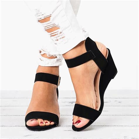 Rciityk Black Women's Wedge Sandals Solid Color Round Toe Wedge Heel ...