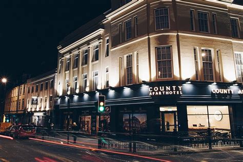 COUNTY APARTHOTEL (Newcastle upon Tyne) - Apartment Reviews & Photos ...