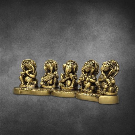 Musical Ganesha 3.6" – mantra gold coatings