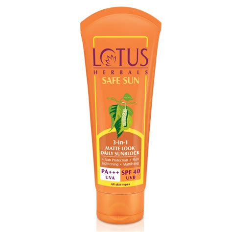 Lotus Spf-40 3 In 1 Matte Look Daily Sunblock Cream 50 gm : Buy Lotus ...