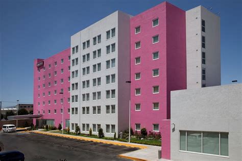CITY EXPRESS SUITES BY MARRIOTT TOLUCA - Hotel Reviews, Photos, Rate ...