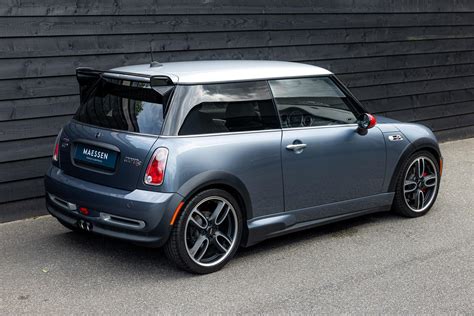 MINI Cooper S (R53) 1.6 John Cooper Works GP 2006 Thunder Blue Metallic • Maessen Classics ...