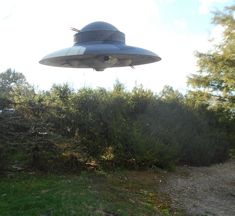 Haunebu II German WWII UFO Saucer Kit -- Science Fiction Plastic Model ...