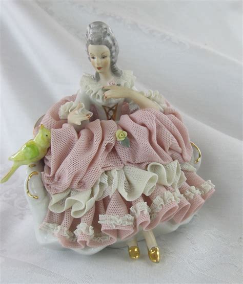 How To Clean Delicate Porcelain Figurines at Jonathan Middleton blog