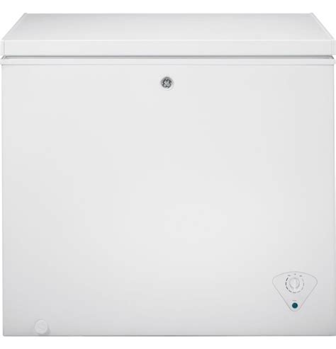 GE GE® 7.0 CU. FT. MANUAL DEFROST CHEST FREEZER (FCM7STWW)