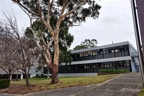 University of New England Admission 2026, Australia