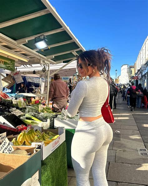 Kayla Manousselis Nudes Leak