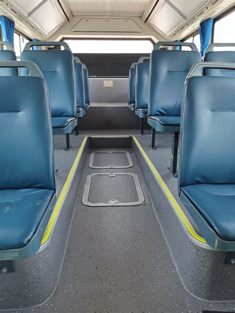Lightweight vinyl bus flooring for electic vehicles - AugustFlooring