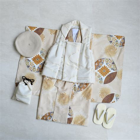 【レンタル】七五三 3歳 男の子 ひよこ商店 被布セット 子供 kids 三つ身 お祝い着 クリーム金彩×エクリュ七宝（1405604700 ...