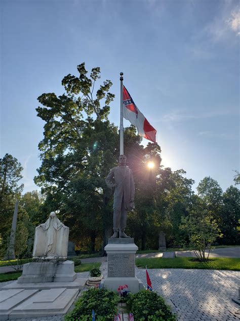 Jefferson Davis Grave
