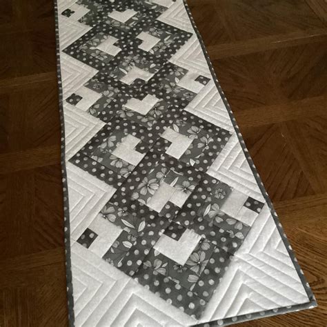 Patchwork Table Runners 的图像结果