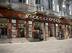 libreria il banco torino 171 l annusatrice di libri 187 a spasso con adelina per le vie libreria il banco torino 171 l annusatrice di libri 187 a spasso con adelina per le vie