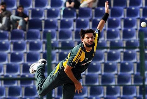 Top 5 memorable performances by Shahid Afridi