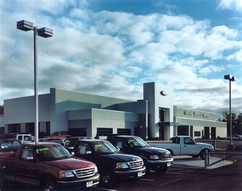 Long Lewis Ford | Myrick Gurosky + Associates