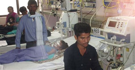 Opposition blames UP government after 63 kids die at Gorakhpur hospital ...