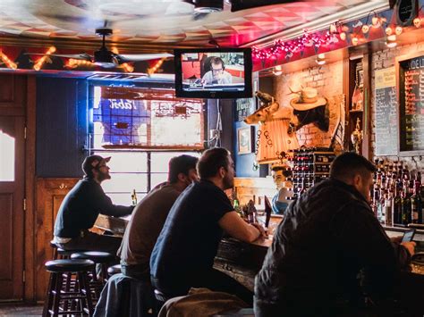 Murph’s Bar - Review - Fishtown - Philadelphia - The Infatuation