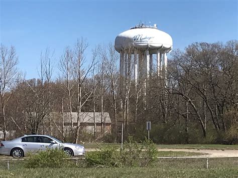 Muskegon water tower in line for new ‘Big Red Nation’ look - mlive.com