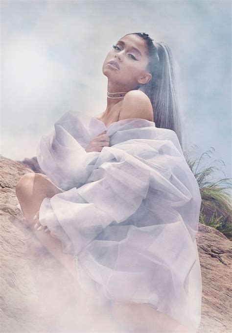 Ariana Grande - Cloud by Ariana Grande Perfume 2018 • CelebMafia