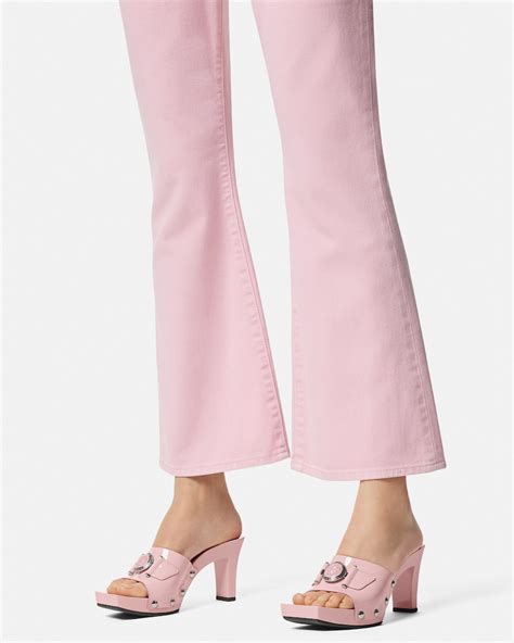 Medusa Buckle Patent Clogs 60 mm Pink | VERSACE US