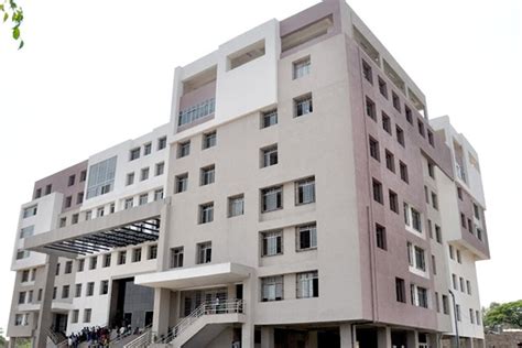Dr. D.Y. Patil Arts, Commerce and Science College Pimpri: Admission ...