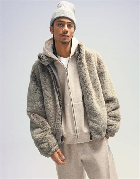 Faux fur - Men | Bershka