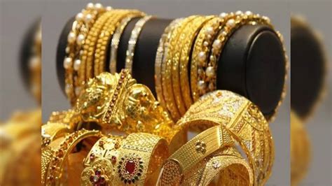 Gold, silver prices today, March 18 - Rates of precious metals spike ...