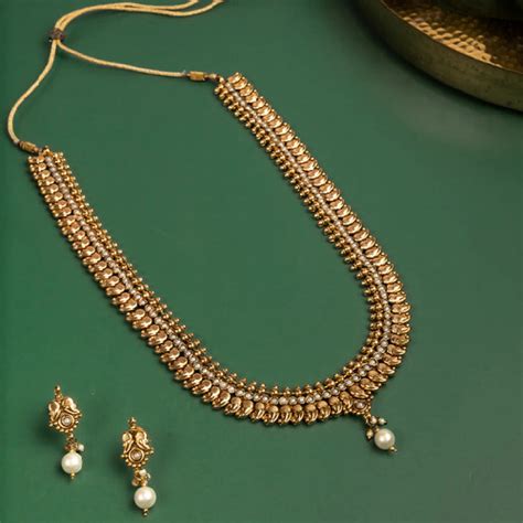 Oormika Haram – Cbigsapparels