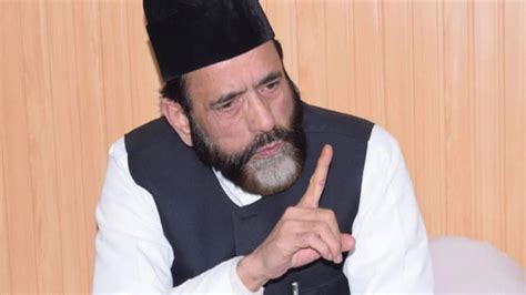 After speech targeting Hindus, Maulana Tauqeer Raza Khan dubs Batla ...