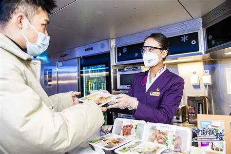 Meals on wheels: High-speed trains to offer online food ordering ...