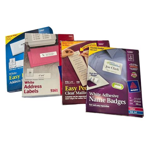 Avery White Adhesive Name Badges 5395