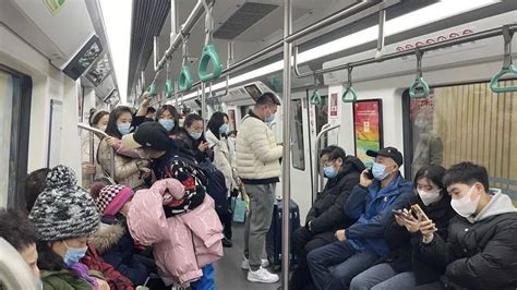 这个站最繁忙！哈尔滨地铁“大数据”出炉_车站_冰城_客运量