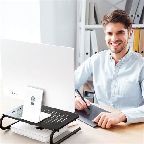 Alienware Monitor Riser 的图像结果