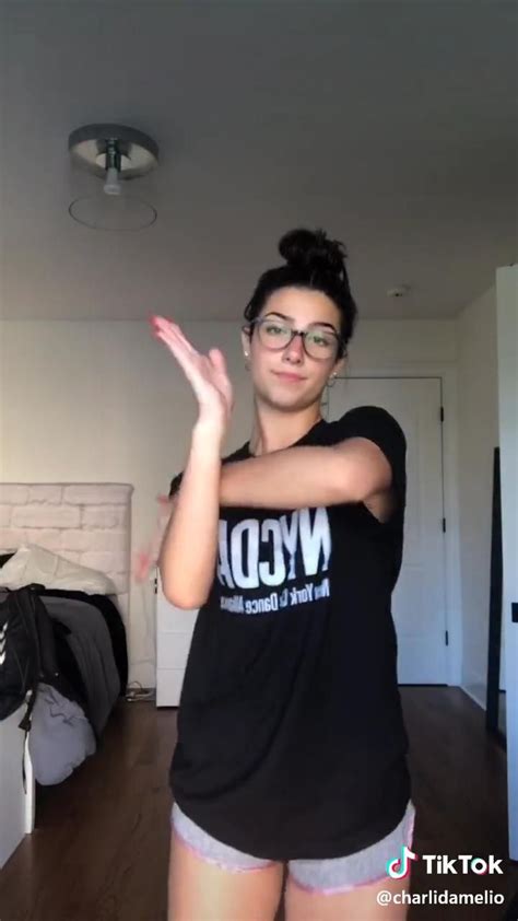 Charli D'Amelio Tik Tok Password 的图像结果