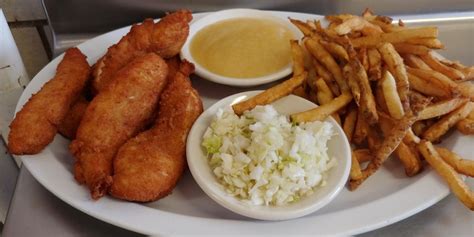 Barberton Fried Chicken and Hot Rice, a superb Serbian delight: Classic ...