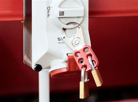 Wall mounted socket DUOi | MENNEKES