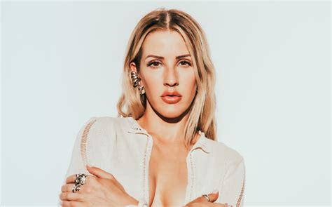 Ellie Goulding Artfully Frees the Nipple in New 'Let It Die' Video - SPIN