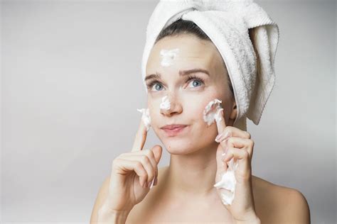 How To Prevent Forehead Wrinkle - News Corner