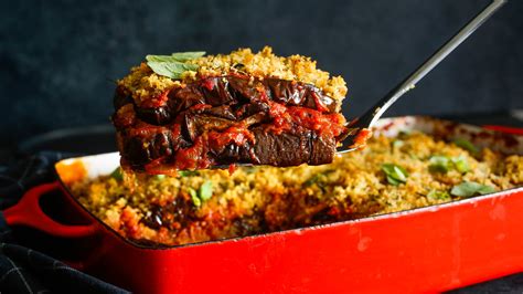 Jamie Oliver?s Eggplant Parmesan Recipe   NYT Cooking