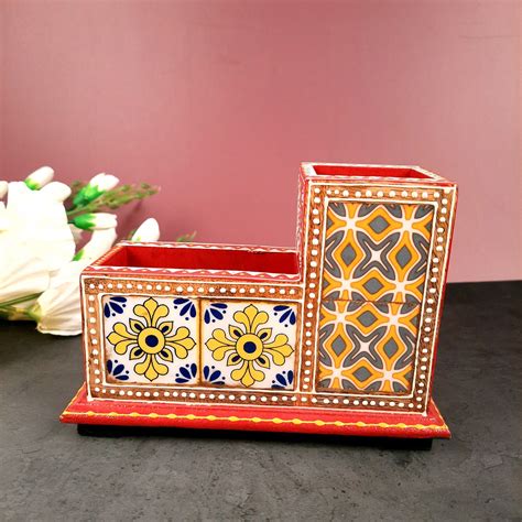 Pen Holder | Buy Pencil & Pen Stands Online | Best Prices