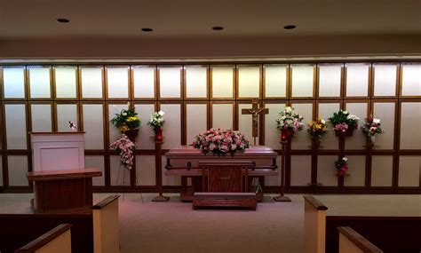 Bath-Naylor Funeral Home & Crematory | Pittsburg KS
