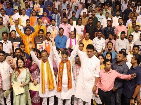 Tripura BJP's top brass chair meeting of social media volunteers ahead ...