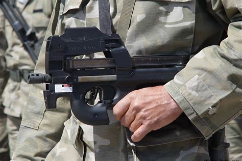 Image result for How FN P90 Works