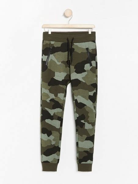 Sweatpants with camouflage pattern | Lindex Europe