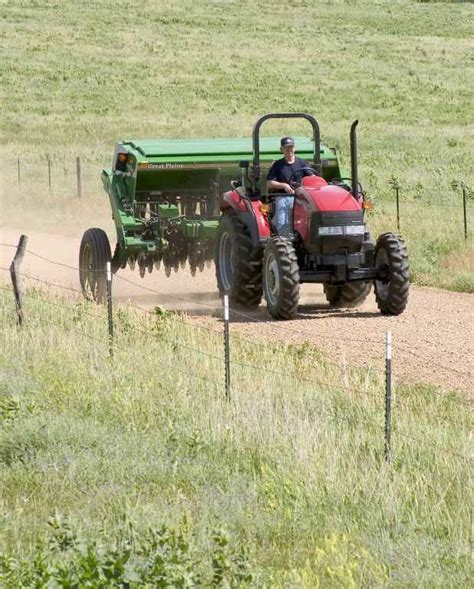 Used No-Till Pasture Drills 的图像结果