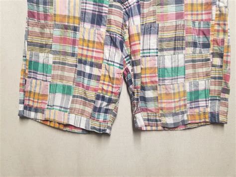 Styling Your Hawaiian Shirt: Tips For The Perfect Outfit | ShunVogue