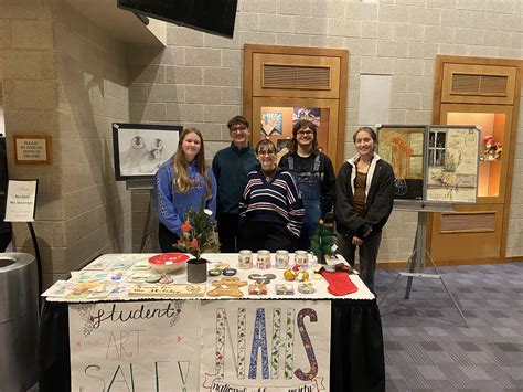 Hamilton's National Art Honor Society — Charger Press