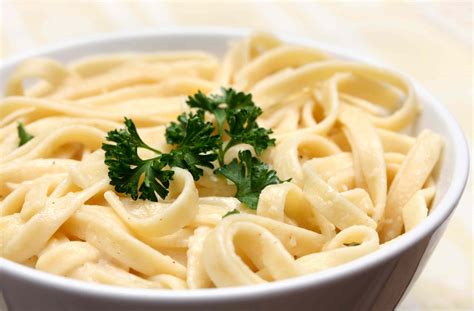 7 Dishes to Love Made From Alfredo Sauce in a Jar