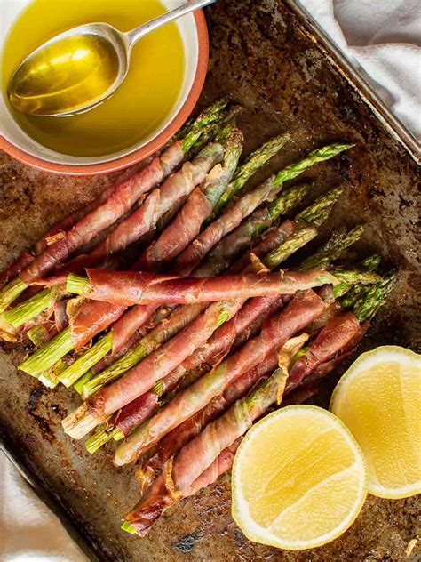 how to cook asparagus wrapped in prosciutto
